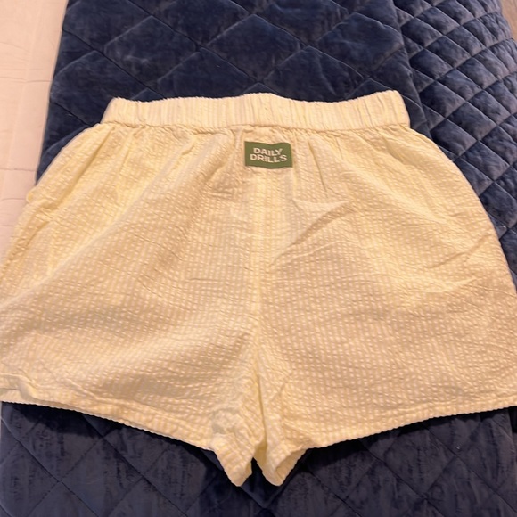 Daily Drills Yellow Stripe Seersucker button down and shorts set both size XS. - Picture 5 of 13
